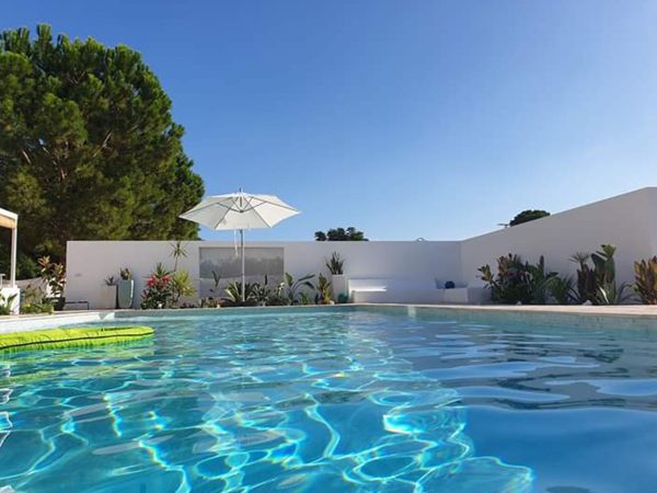 piscina Construcciones y Reformas Sola